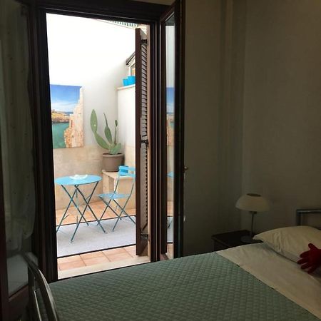 Petali Rosa - Dimora Mare Hotel Polignano a Mare Buitenkant foto